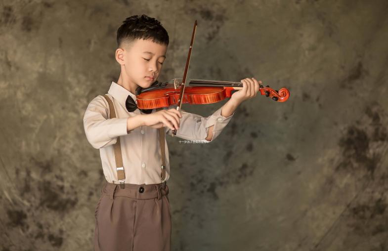 十一歲孩子坐高鐵是否半價(jià)、買(mǎi)啥票匯總，你不懂的這都有