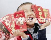 新生兒吃沒吃飽都可能吐奶，吃奶過量有3個表現