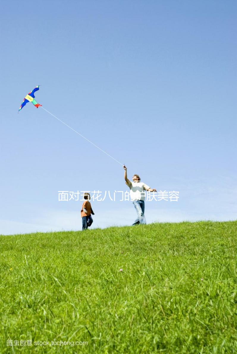 面對五花八門的護(hù)膚美容產(chǎn)品,懷孕后女性該如何選擇?